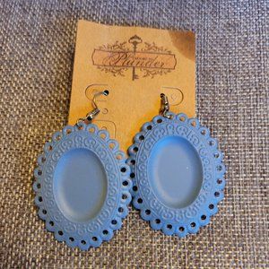 Plunder design Sadie earrings